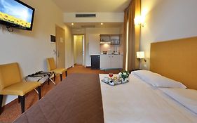 Regal Residence